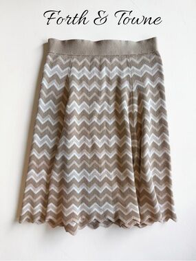 Forth & Towne Allegory Silk Blend Chevron Knit Skirt Tan White Medium